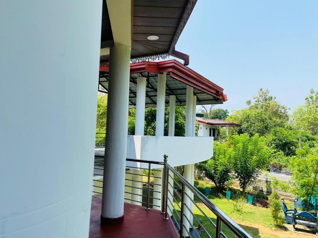 White Win Villa Elewala Ngoại thất bức ảnh
