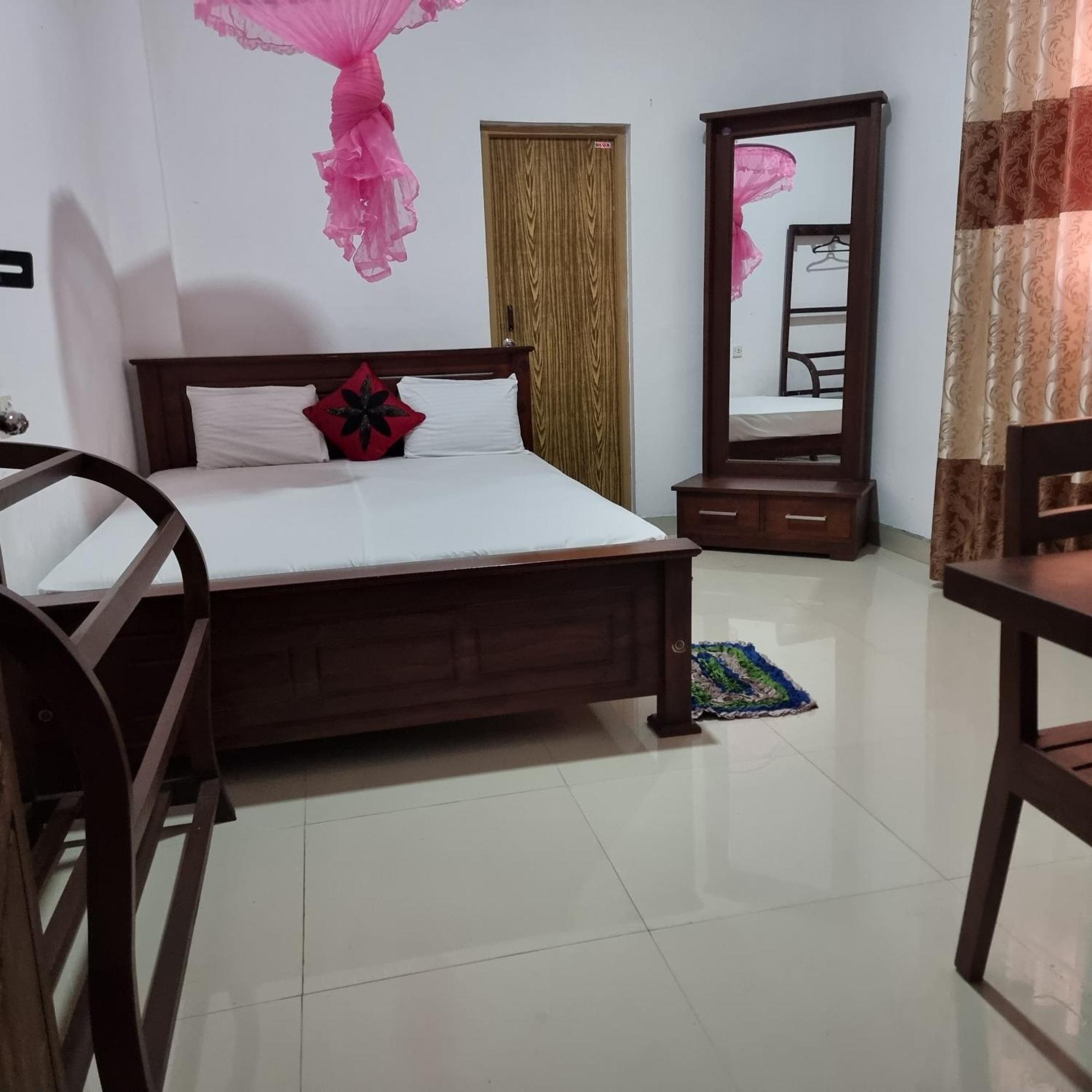 White Win Villa Elewala Phòng bức ảnh